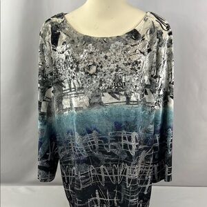 Chico's Artsy Blue & Gray Graphic 3/4 Bell Sleeve Velvet Top Size‎ 3 or XL